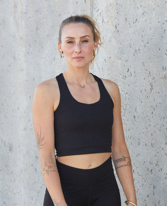 Yoga Basic BH Long Tencel™ Bio Baumwolle Cali - schwarz | color:schwarz | yoga damen basic long bh cali | tencel bio baumwolle | bra basic | yoga damen bh nachhaltig