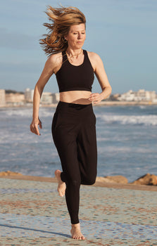 Yoga Basic Lounge Pants Organic Cotton Heli - black | color:schwarz | yoga damen basic lounge pants heli | bio baumwolle | yoga hose basic | yoga damen lounge pants nachhaltig