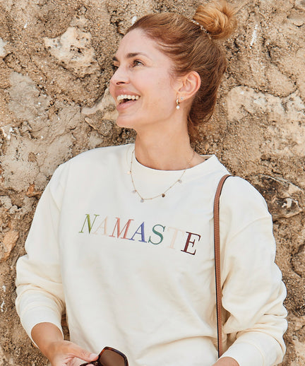 Yoga Boxy Sweater Namaste organic cotton Philia - white | color:weiß | yoga damen boxy sweatshirt namaste philia | bio baumwolle | sweatshirt namaste stick | yoga damen pullover nachhaltig