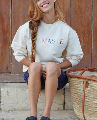 Yoga Boxy Sweater Namaste organic cotton Philia - white | color:weiß | yoga damen boxy sweatshirt namaste philia | bio baumwolle | sweatshirt namaste stick | yoga damen pullover nachhaltig