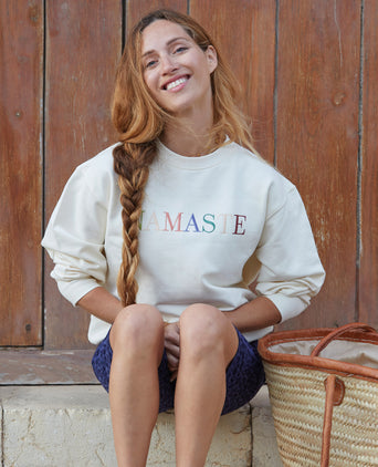 Yoga Boxy Sweater Namaste Bio Baumwolle Philia - weiß | color:weiß | yoga damen boxy sweatshirt namaste philia | bio baumwolle | sweatshirt namaste stick | yoga damen pullover nachhaltig