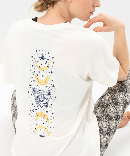 Yoga Boxy T-Shirt Moonlight Organic Cotton Tencel™ Sora- white | color:weiß | yoga damen boxy t-shirt sora | bio baumwolle tencel | t-shirt moonlight leo moon | yoga damen t-shirt nachhaltig
