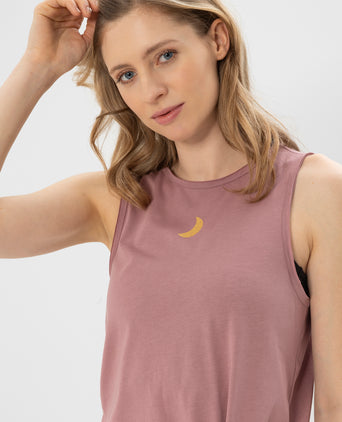 Yoga Knoten Tank Moon Bio Baumwolle Tencel™ Tari - rosa | color:rosa | yoga damen loose knoten tank top tari | bio baumwolle tencel | top moon knoten | yoga damen tank top nachhaltig