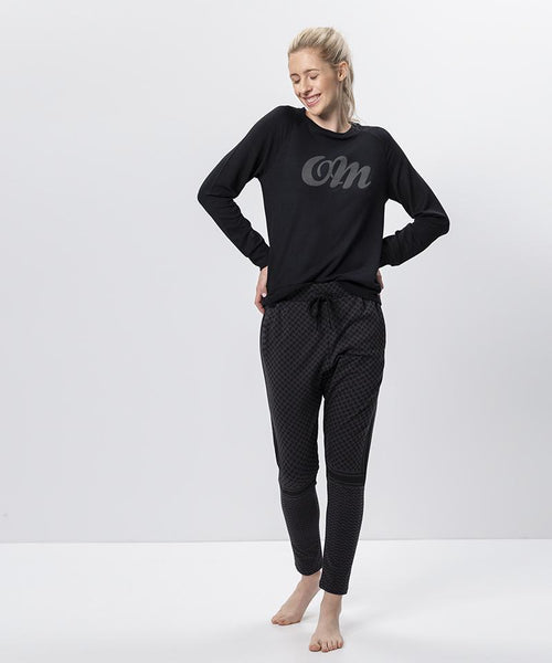 | color:black |yoga sweater black tencel OM