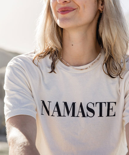 Loose T-Shirt Namaste organic cotton - black | color:schwarz |yoga t-shirt namaste weiß