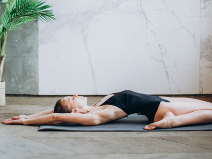 Faszien Yoga: Stärke dein Bindegewebe