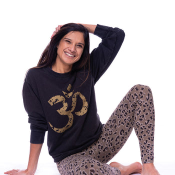 | color:schwarz |damen yoga loose sweater om vintage look by jodie roberts 108 schwarz |bio baumwolle