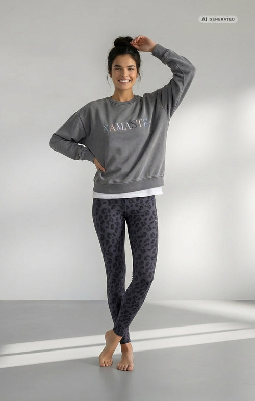 Yoga Boxy Sweater Vintage Namaste Bio Baumwolle Philia - grau – AI GENERATED / KI-GENERIERT