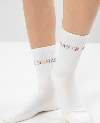 | color:weiß | yoga damen socken namaste ava | bio baumwolle recyceltes polyester | sportsocken namaste | yoga damen socken nachhaltig
