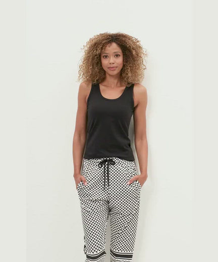 | color:schwarz |enges yoga tank schwarz baumwolle