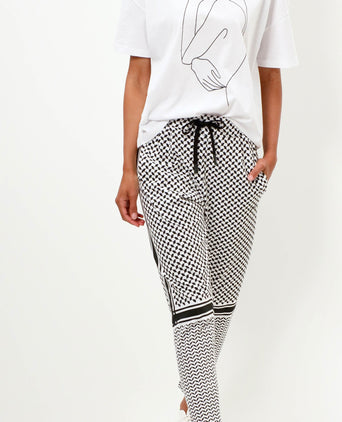 | color:weiss |yoga hose weiss |yoga harem pants weiss keffiah muster |yoga kleidung